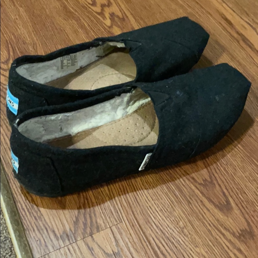 Toms